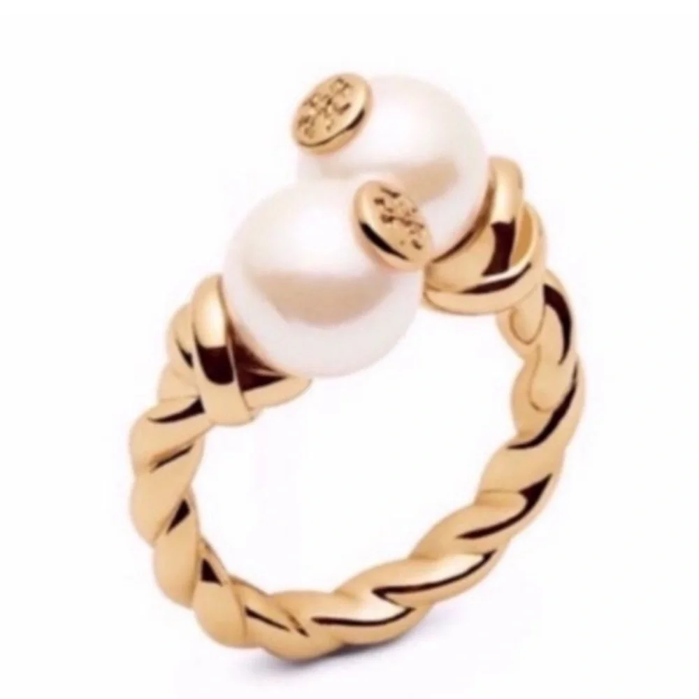 Designers Brands For Customers That Love To Wear Casual and Elegant Accessories;